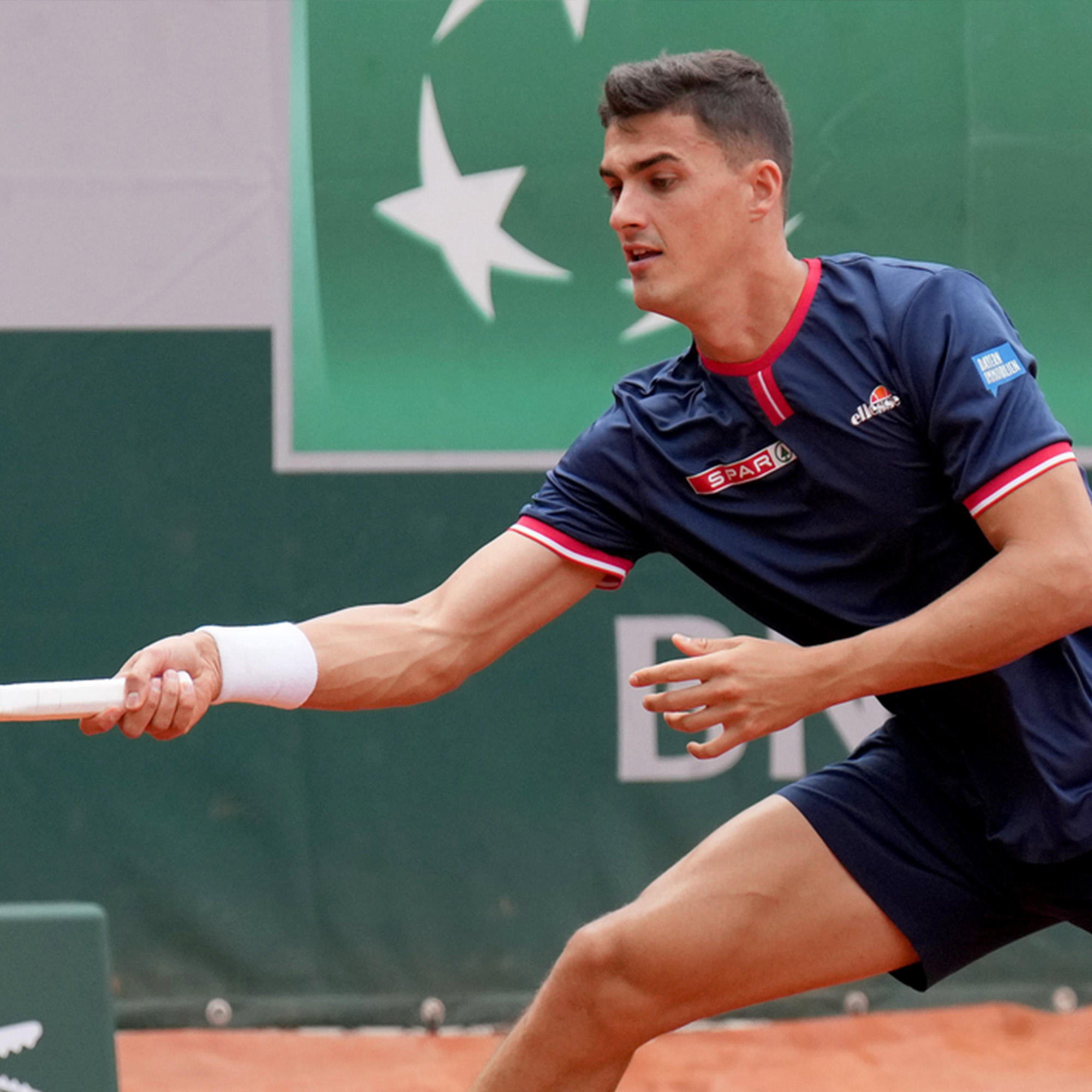 alex-erler_header-02_2000x2000